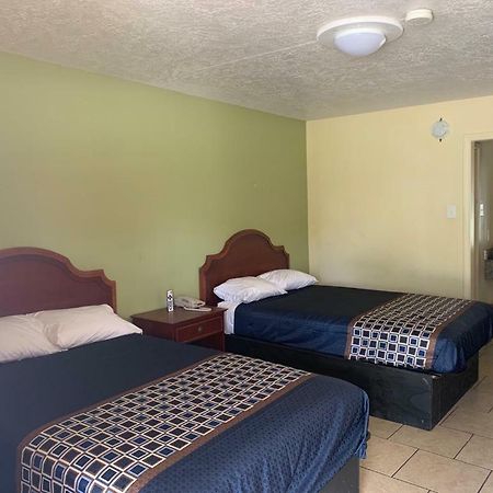Texas Inn Beaumont Buitenkant foto